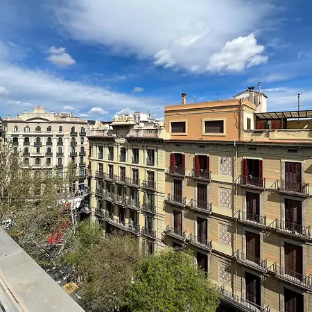 U-nique Pau Claris * Barcelona