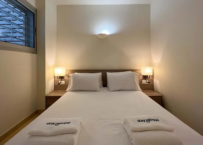 Unique Pau Claris Con Piscina Apartamento