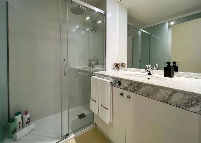 Unique Pau Claris Con Piscina Apartamento